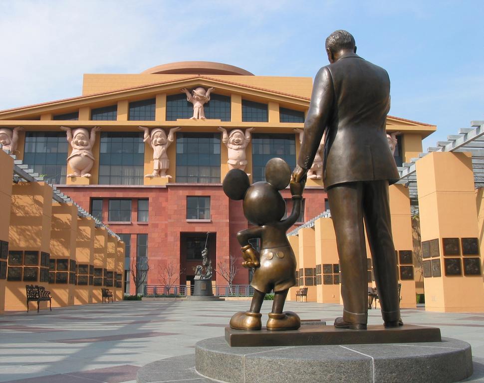 Coast Burbank Hotel Exterior foto